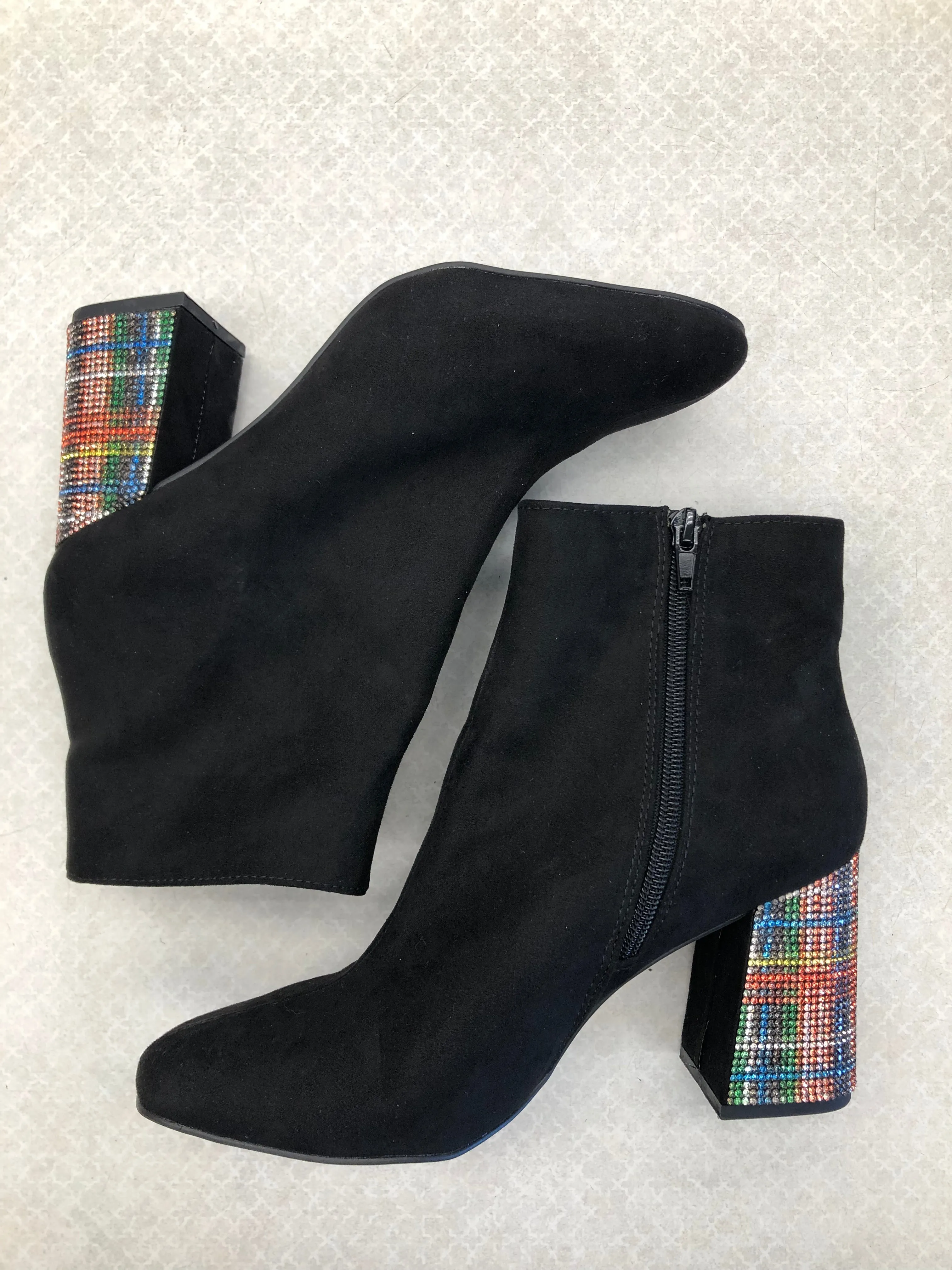 Boots Ankle Heels By Clothes Mentor  Size: 8.5